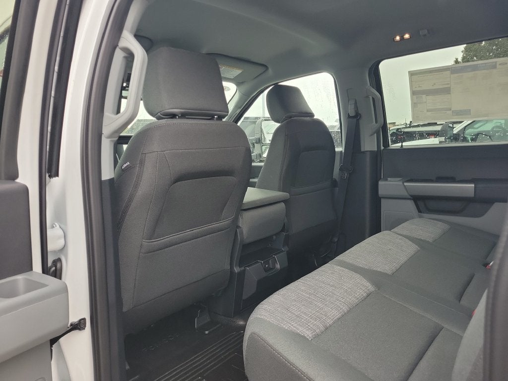 2027 Ford F-250SD XLT