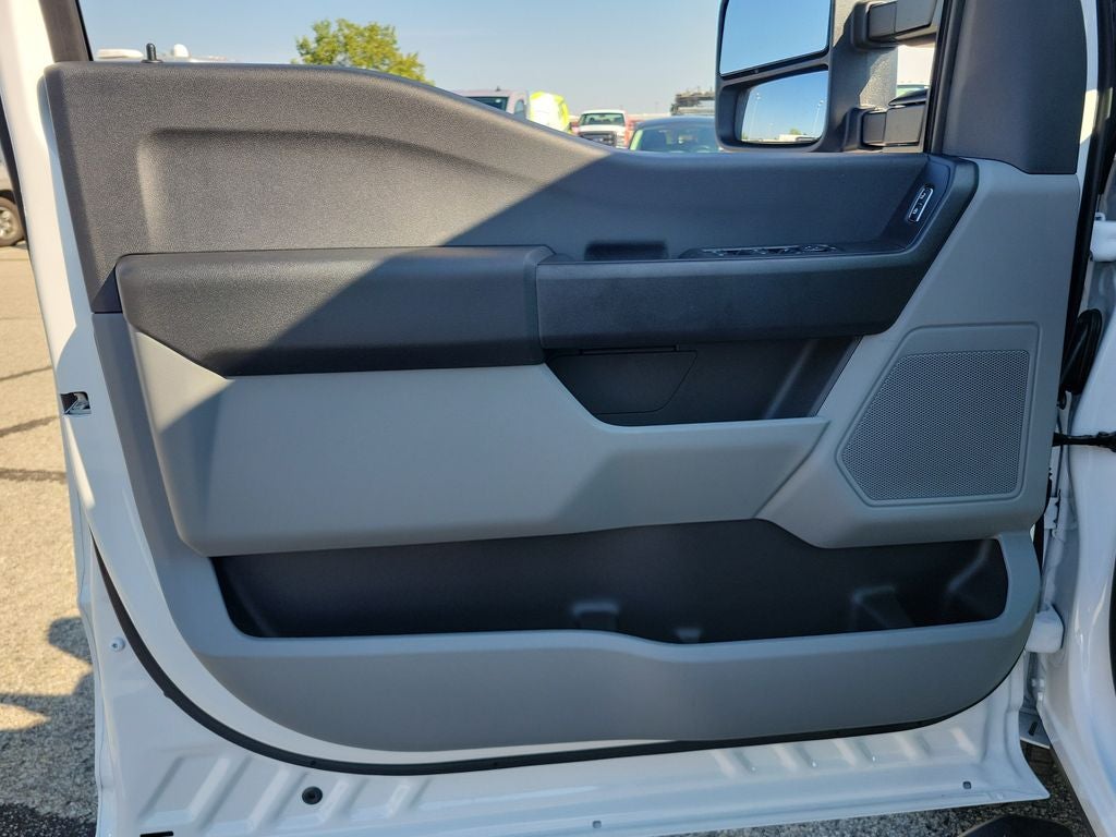 2027 Ford F-250SD XL