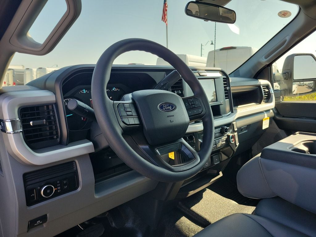 2027 Ford F-250SD XL