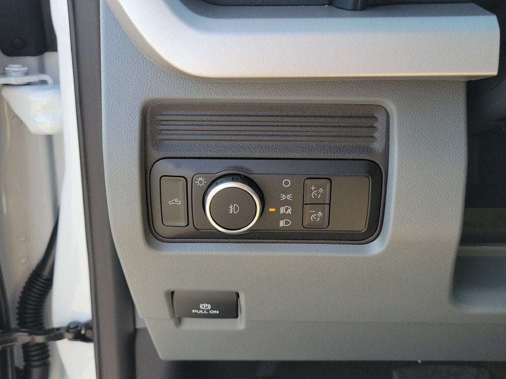 2027 Ford F-250SD XLT