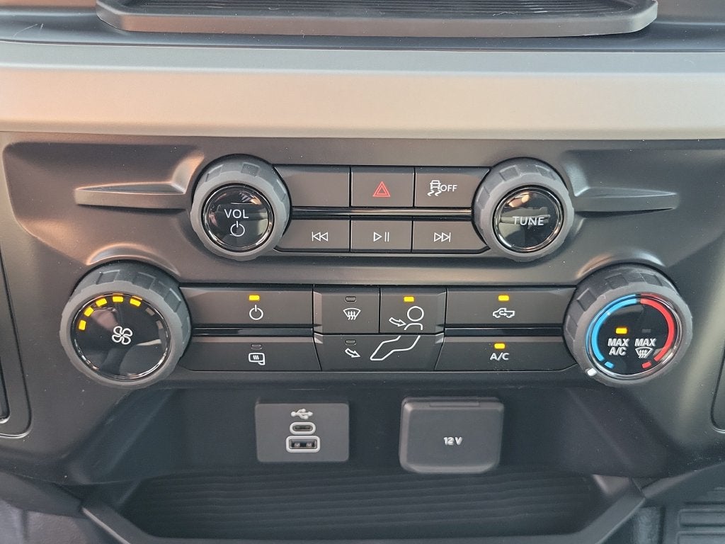 2027 Ford F-250SD XLT