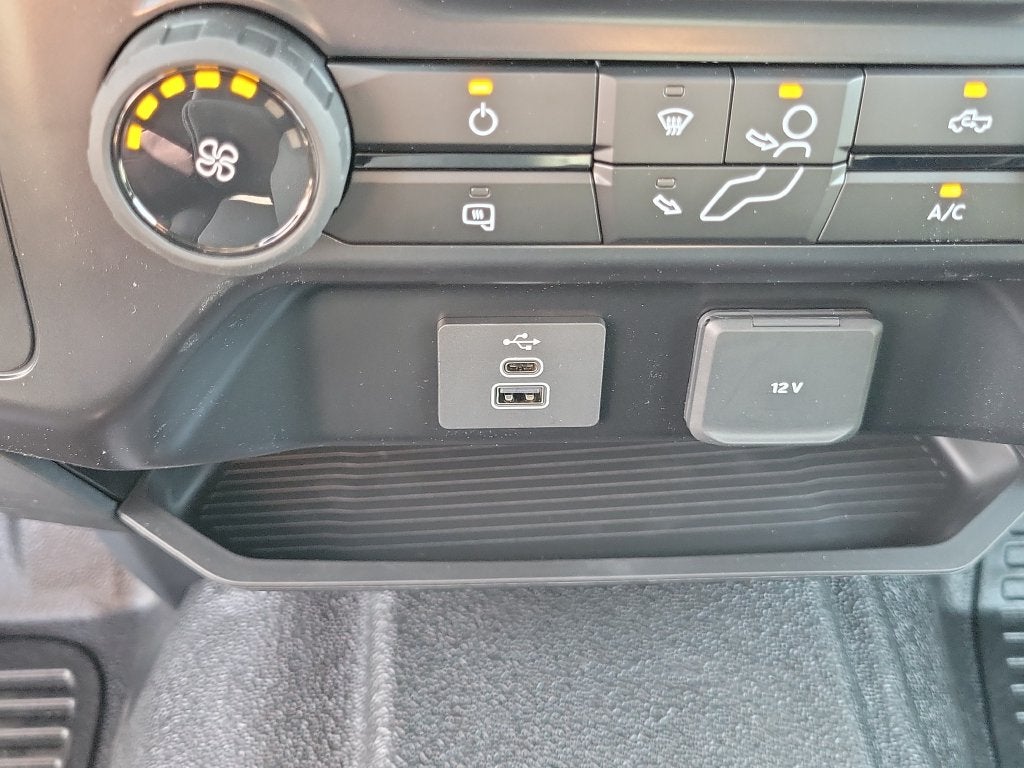 2027 Ford F-250SD XLT