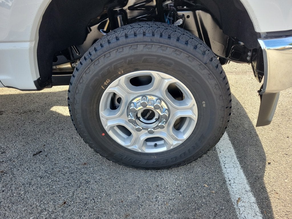 2027 Ford F-250SD XLT