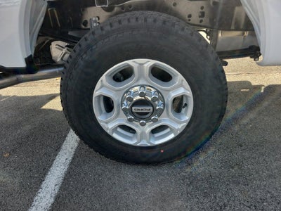 2027 Ford F-250SD XLT