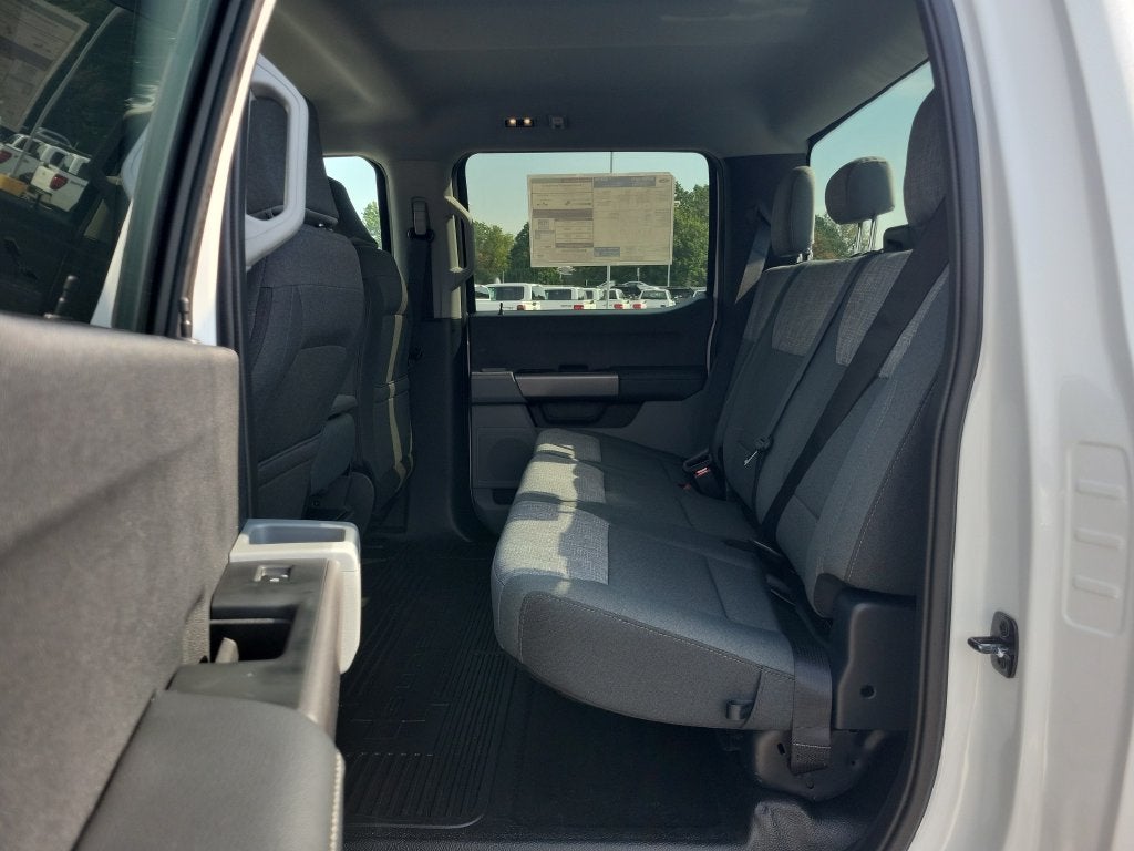 2027 Ford F-250SD XLT