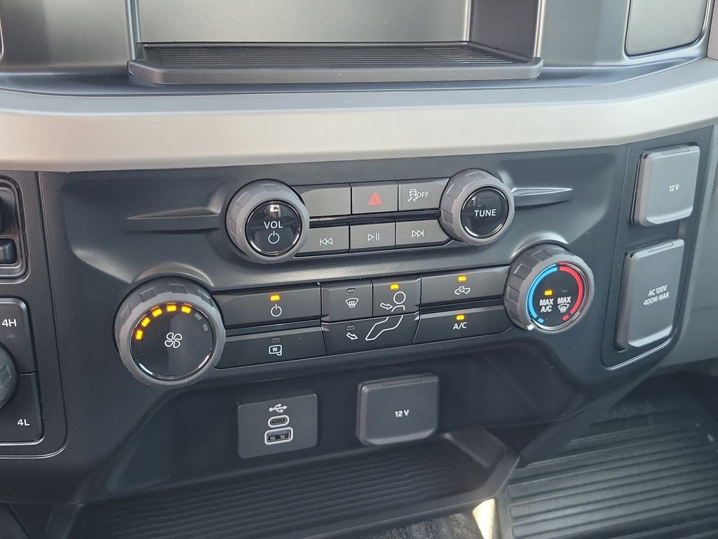 2027 Ford F-250SD XL