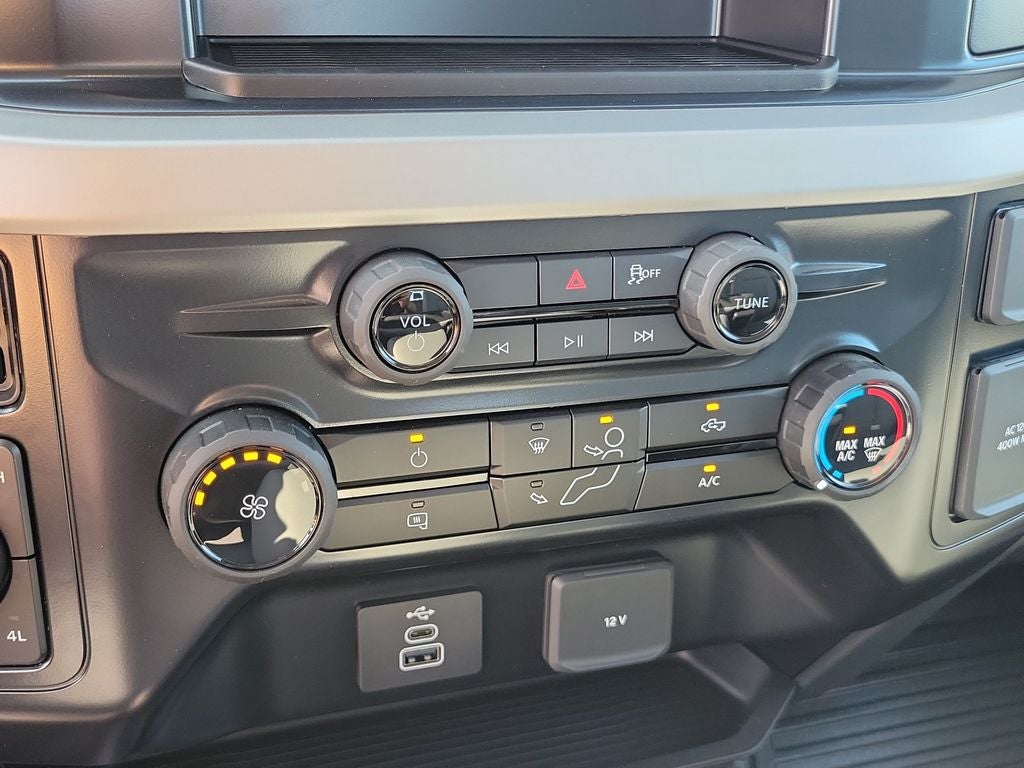 2027 Ford F-250SD XL