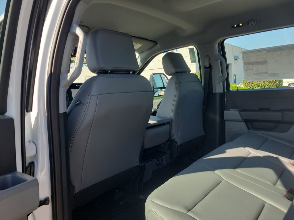 2027 Ford F-250SD XL