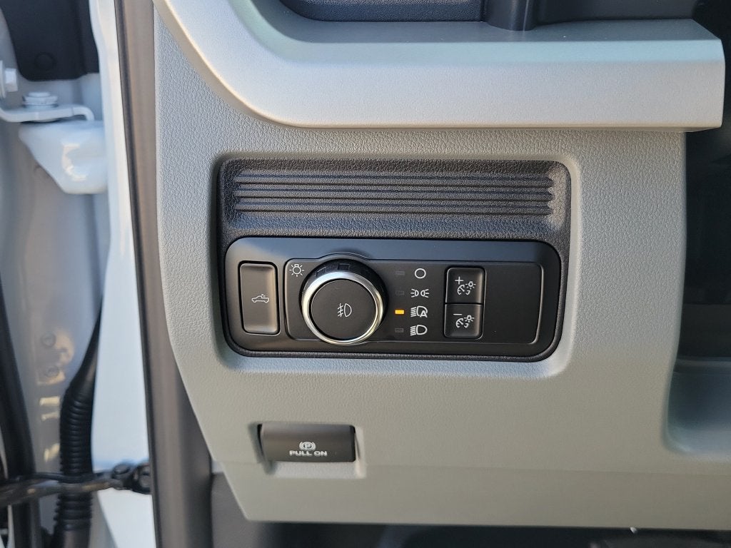 2027 Ford F-250SD XLT