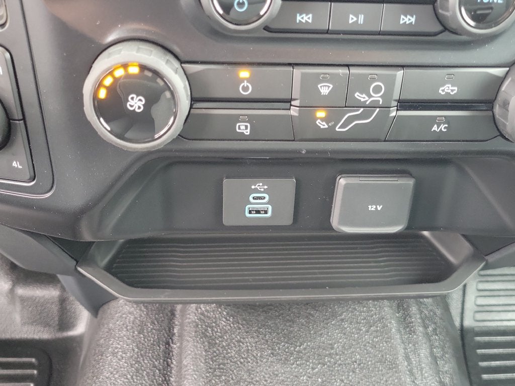 2027 Ford F-250SD XLT