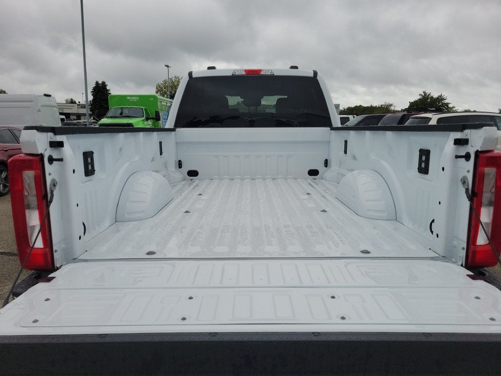 2027 Ford F-250SD XLT