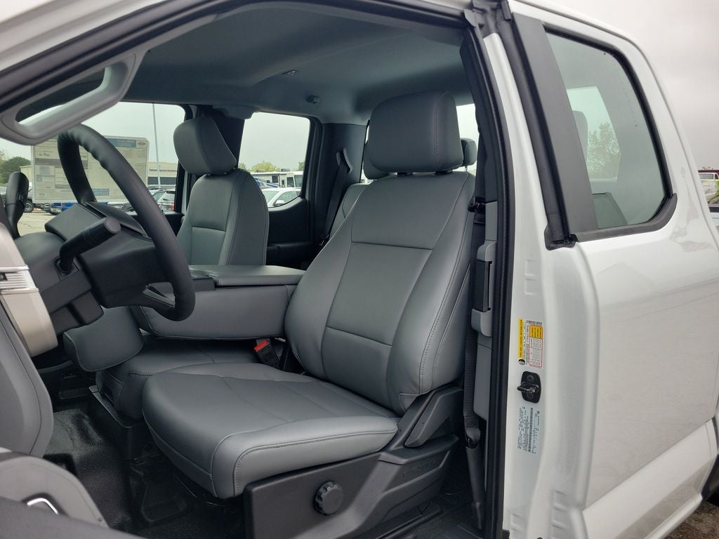 2027 Ford F-250SD XL