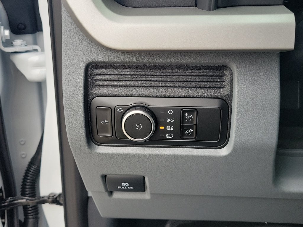 2027 Ford F-250SD XL