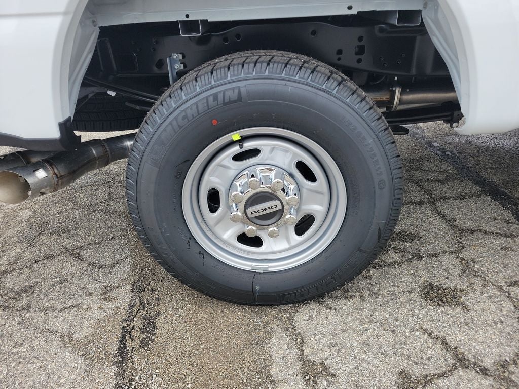 2027 Ford F-250SD XL