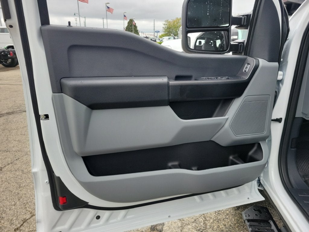 2027 Ford F-250SD XL