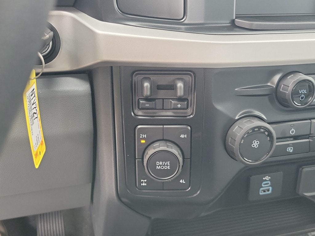 2027 Ford F-250SD XL