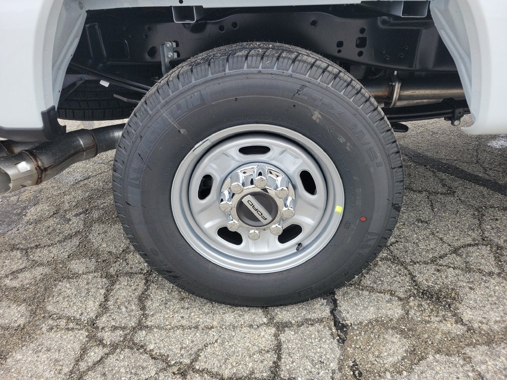 2027 Ford F-250SD XL