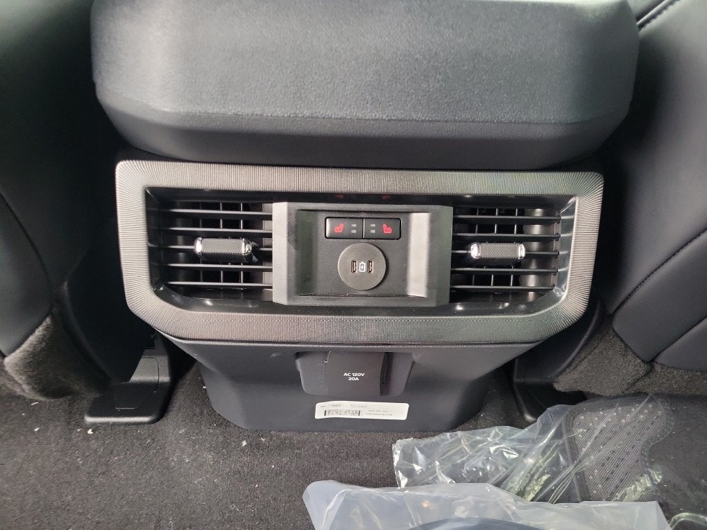 2027 Ford F-250SD Platinum