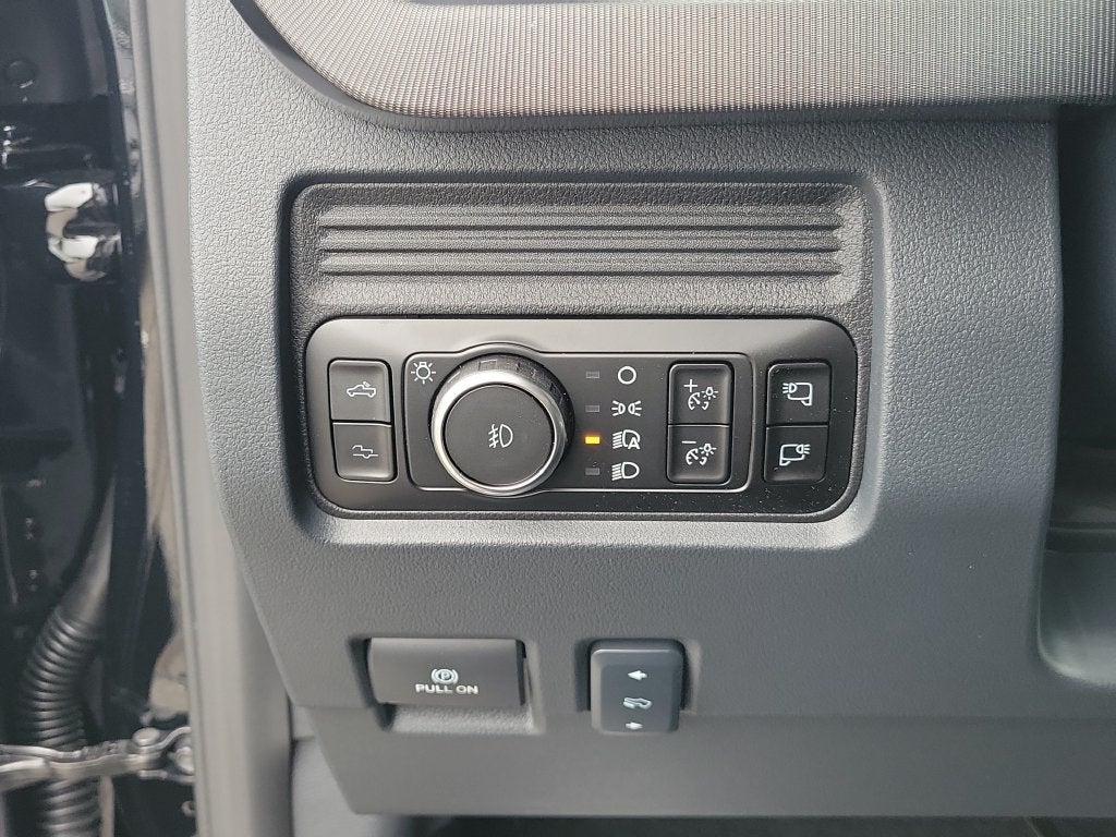 2027 Ford F-250SD Platinum