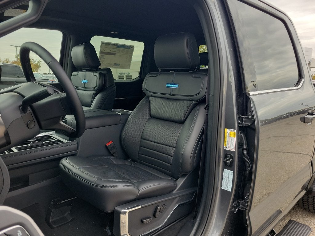 2027 Ford F-250SD Platinum
