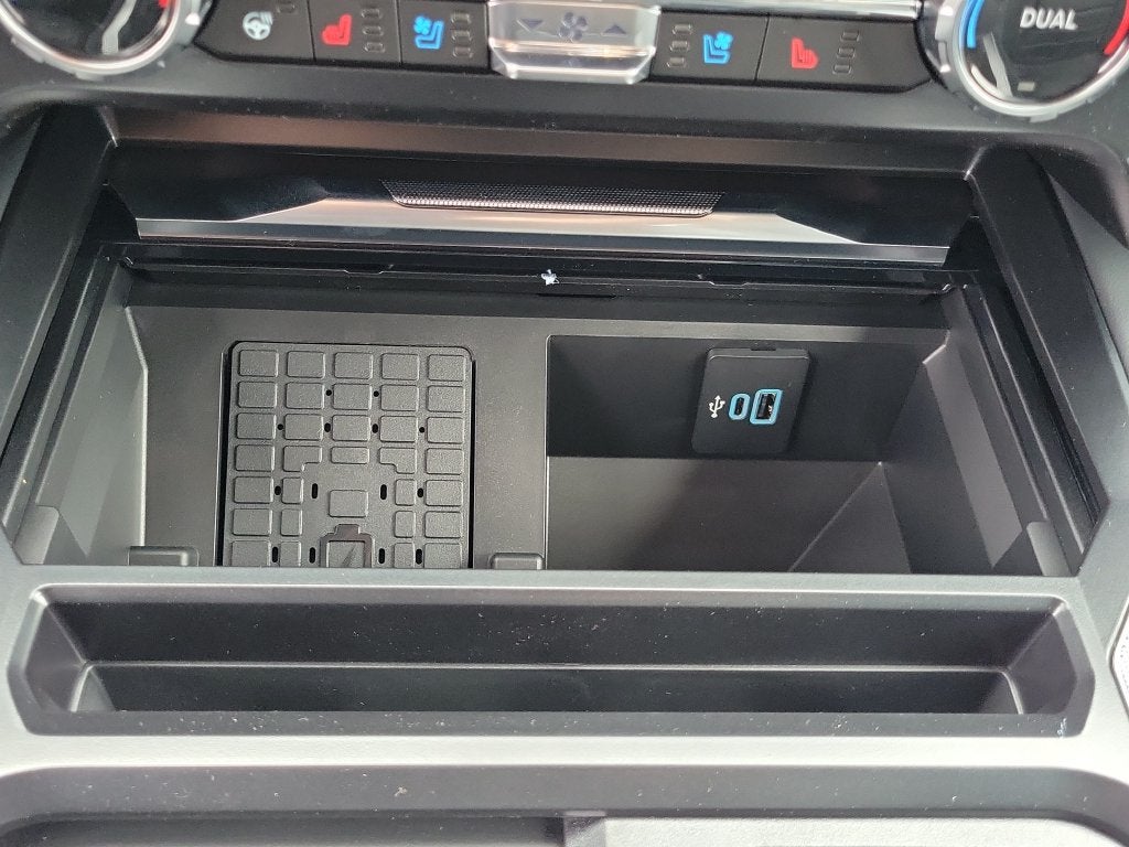2027 Ford F-250SD Platinum