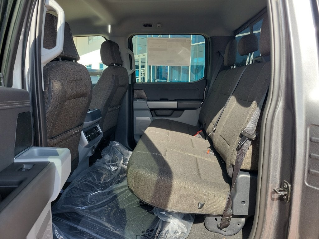 2027 Ford F-250SD XLT