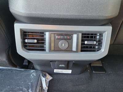 2027 Ford F-250SD Lariat