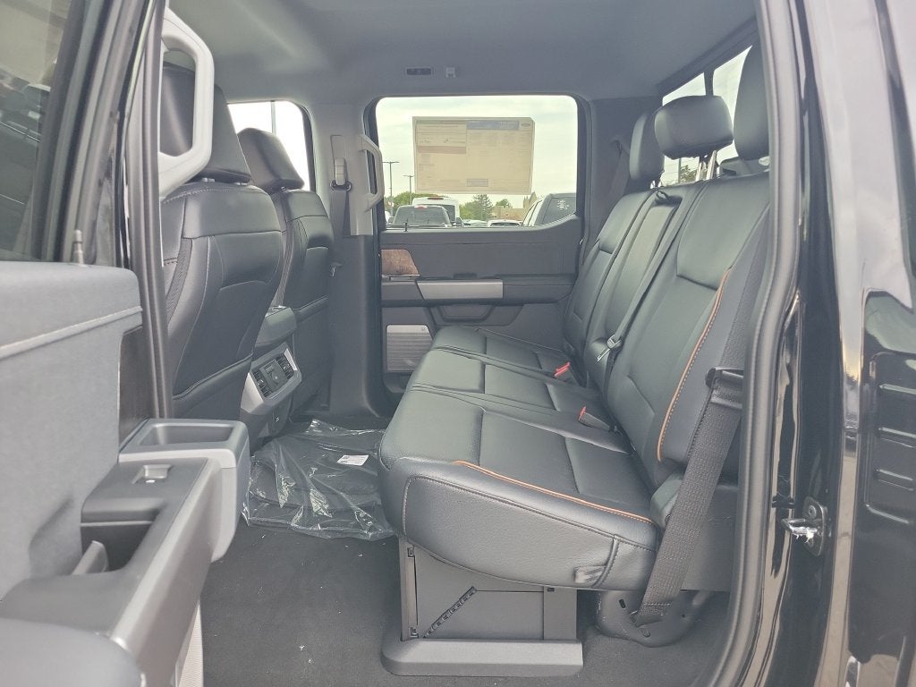2027 Ford F-250SD Lariat