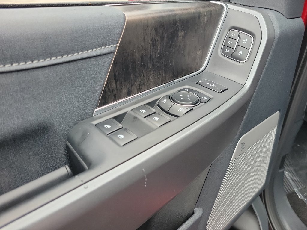 2027 Ford F-250SD Lariat