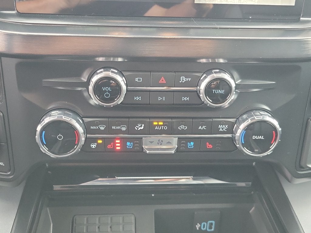 2027 Ford F-250SD Lariat