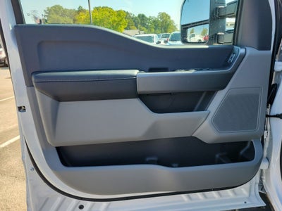 2027 Ford F-250SD XLT
