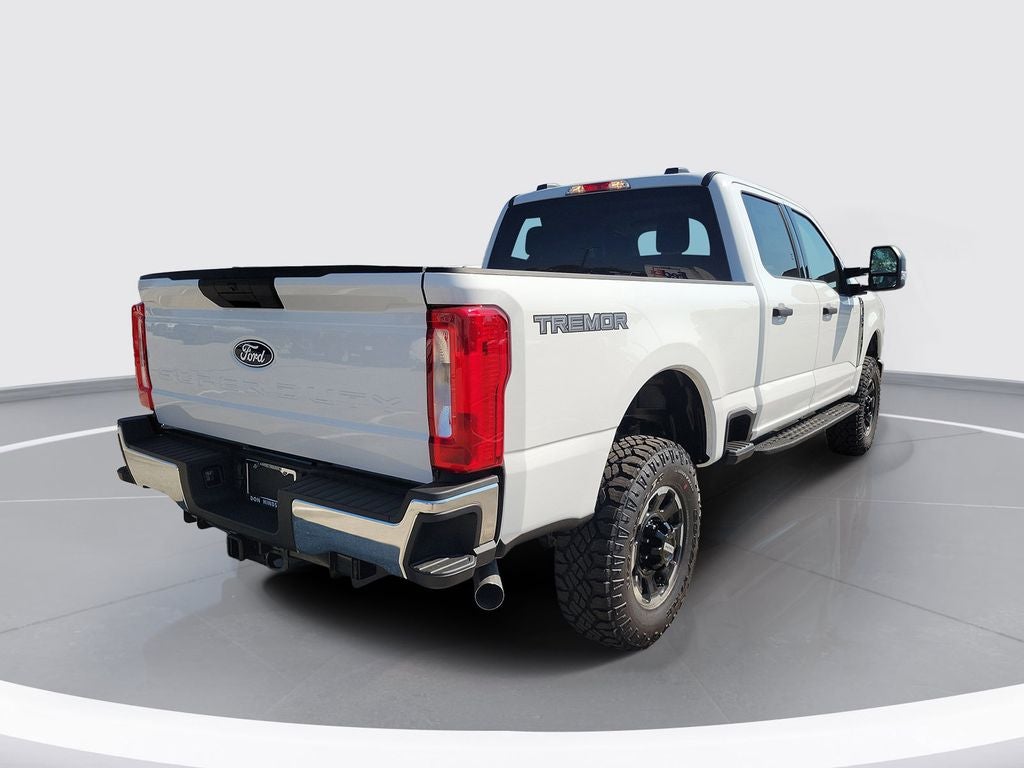 2027 Ford F-250SD XLT
