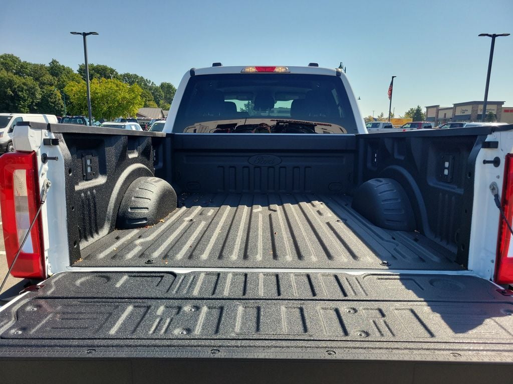 2027 Ford F-250SD XLT