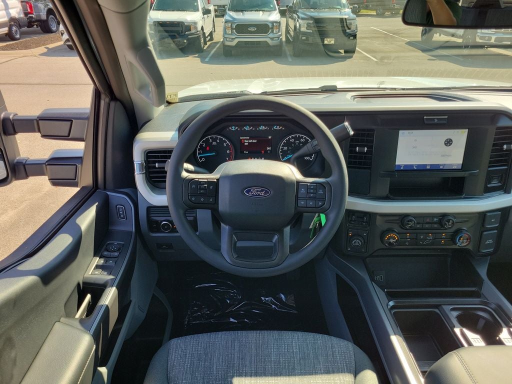 2027 Ford F-250SD XLT