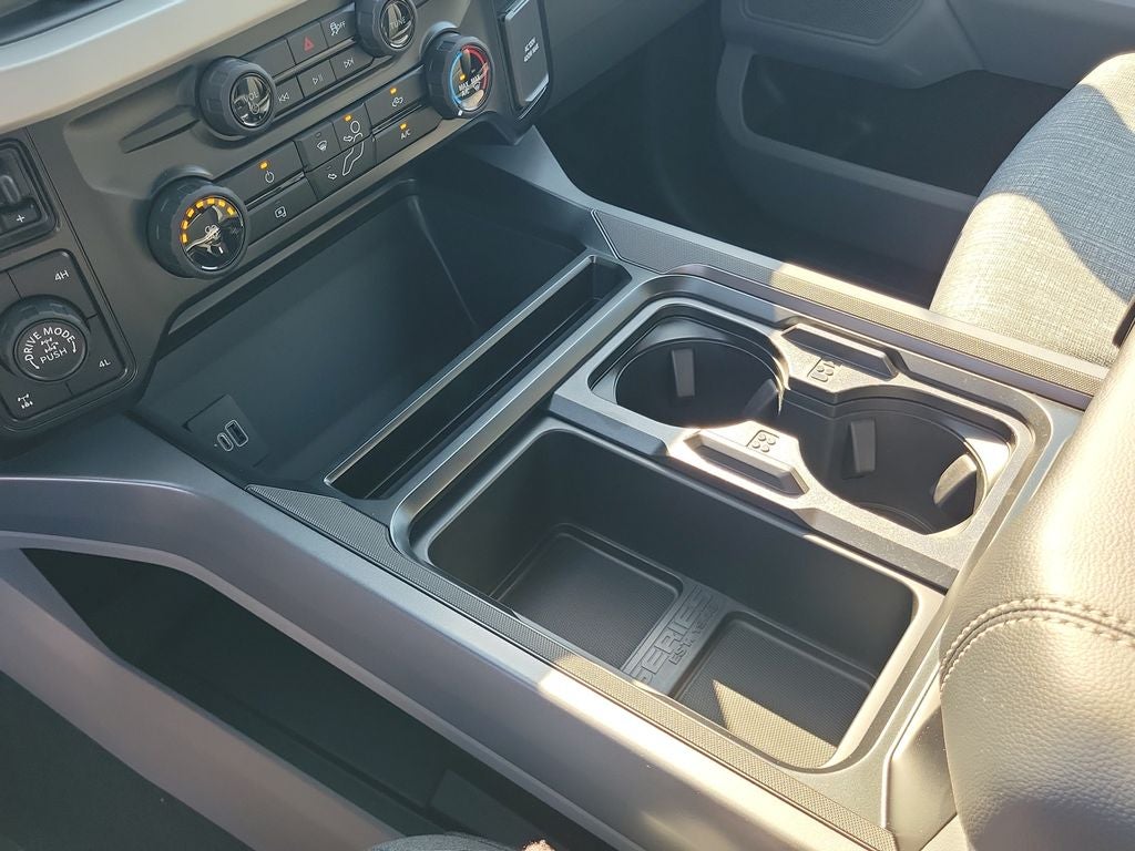 2027 Ford F-250SD XLT