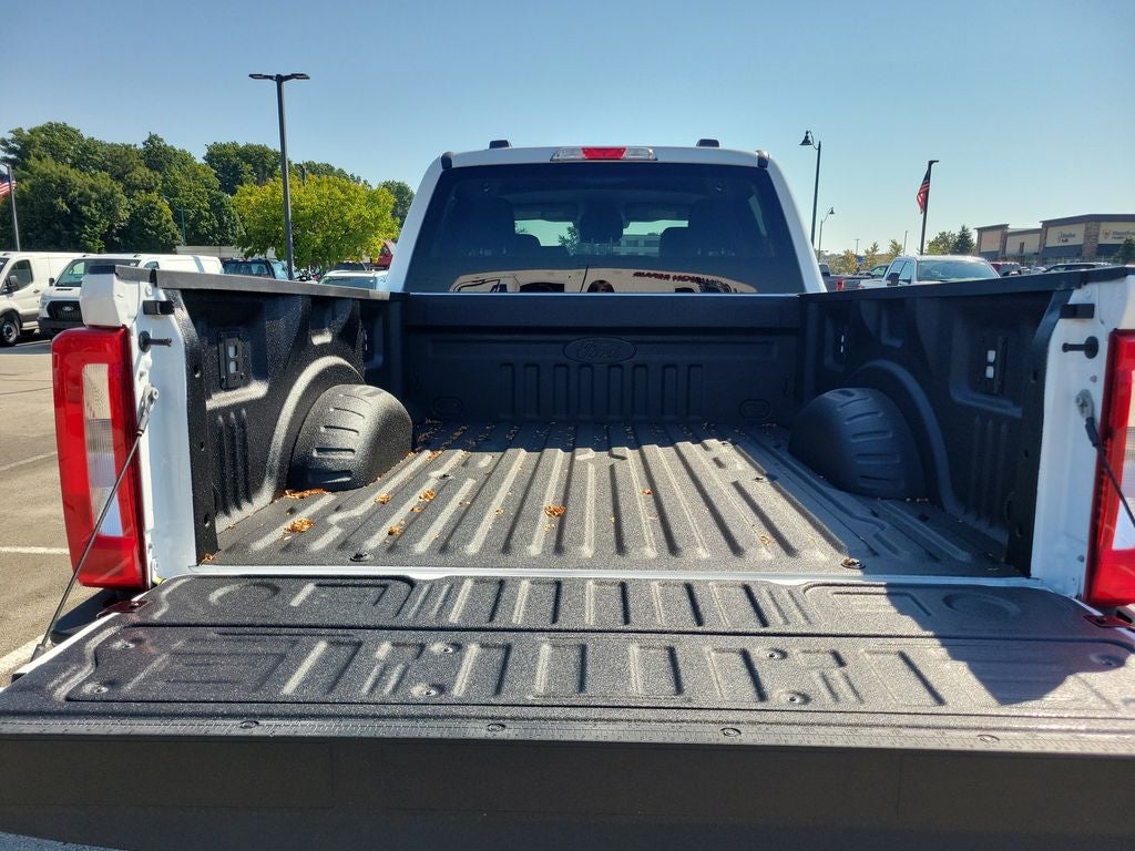 2027 Ford F-250SD XLT