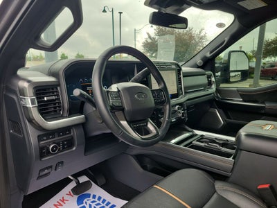 2023 Ford F-350SD Platinum
