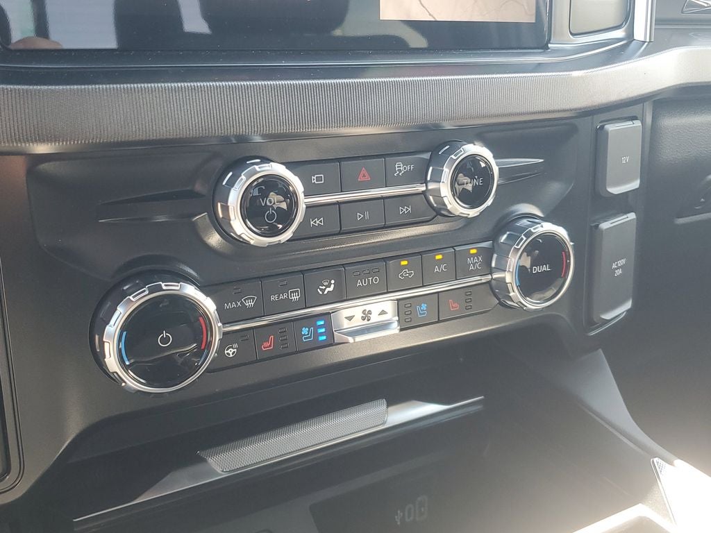 2025 Ford F-350SD Platinum