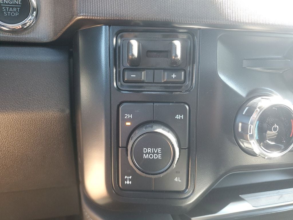 2025 Ford F-350SD Platinum