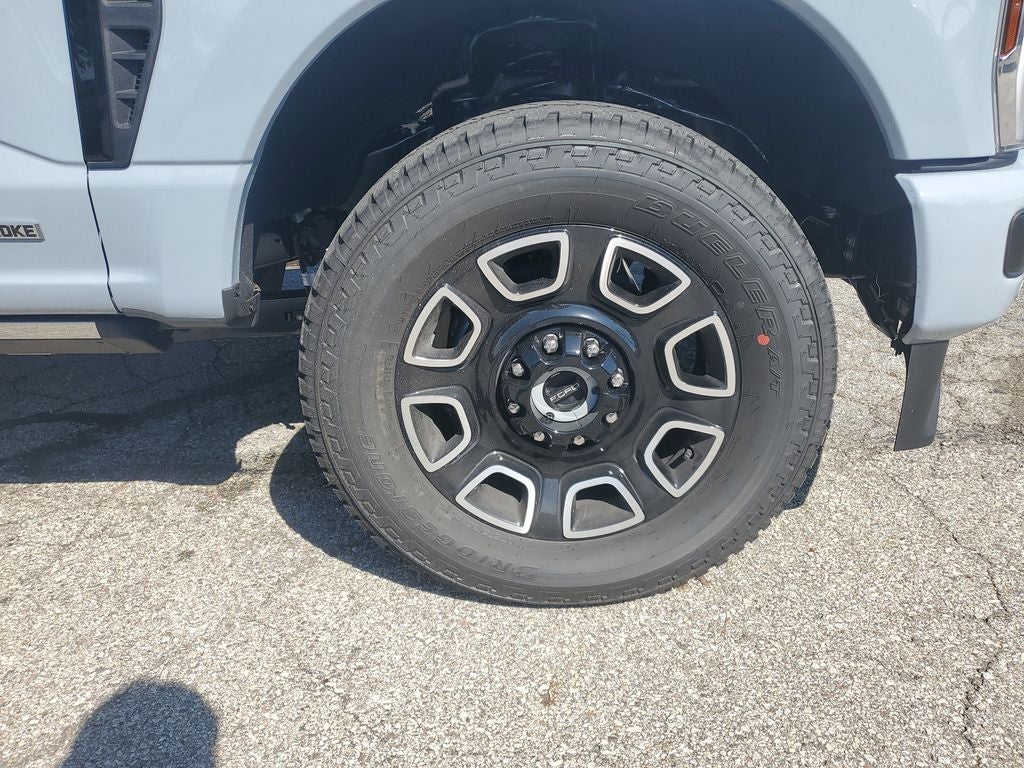 2025 Ford F-350SD Platinum