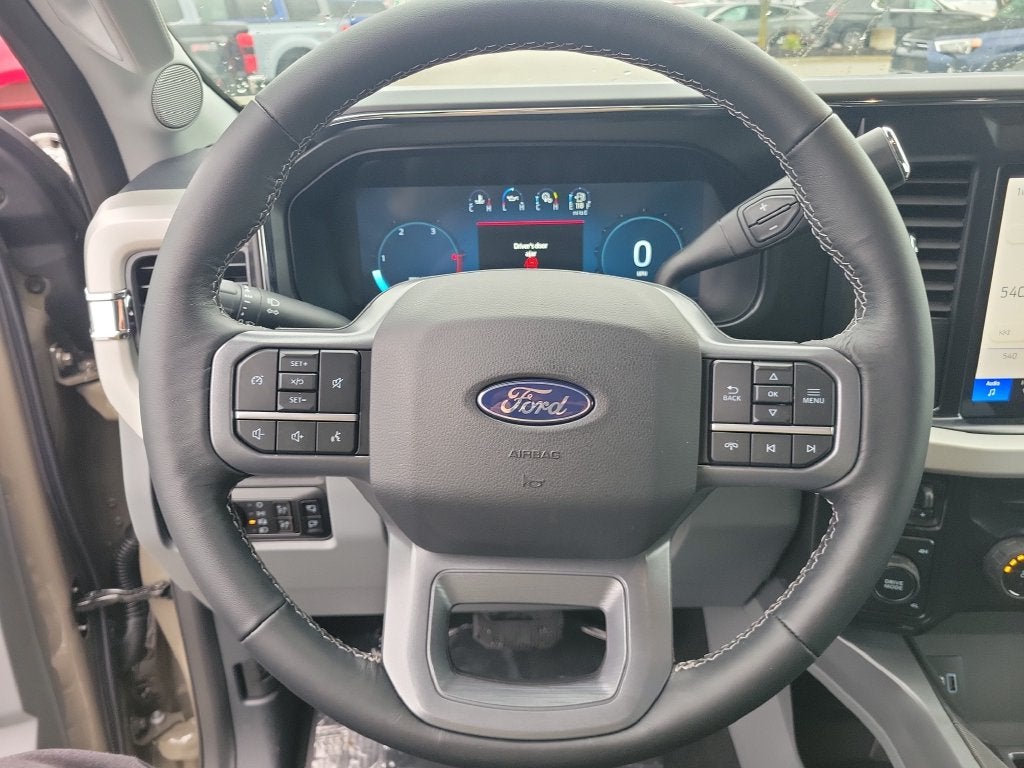 2027 Ford F-350SD XLT