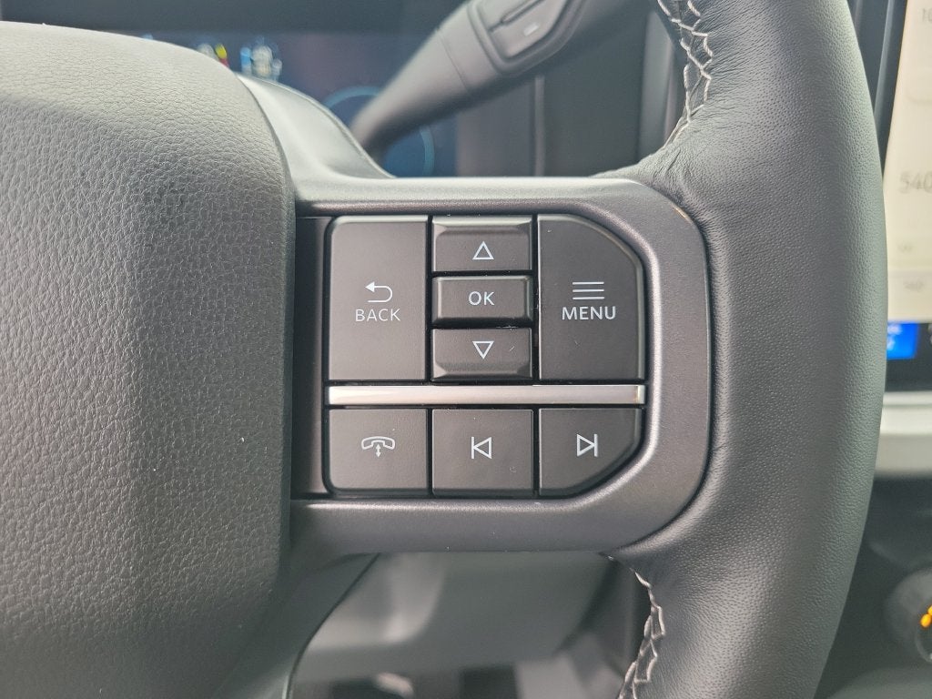2027 Ford F-350SD XLT