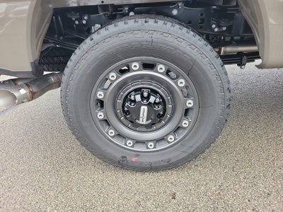 2027 Ford F-350SD XLT