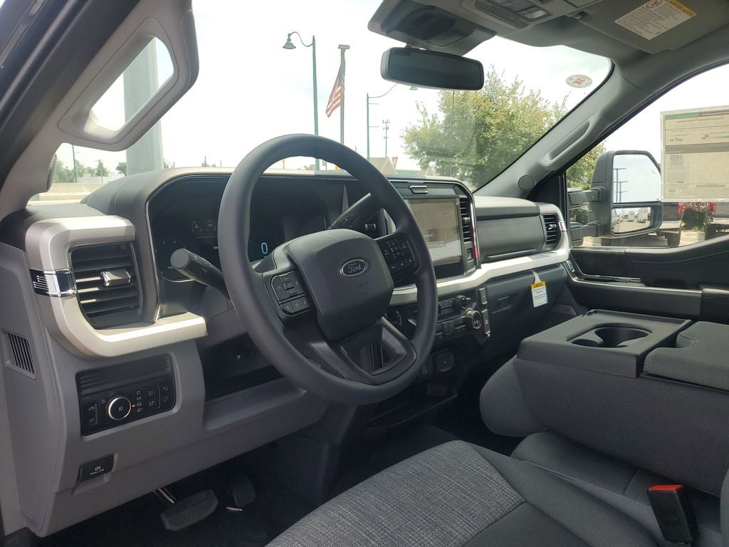 2026 Ford F-350SD XLT