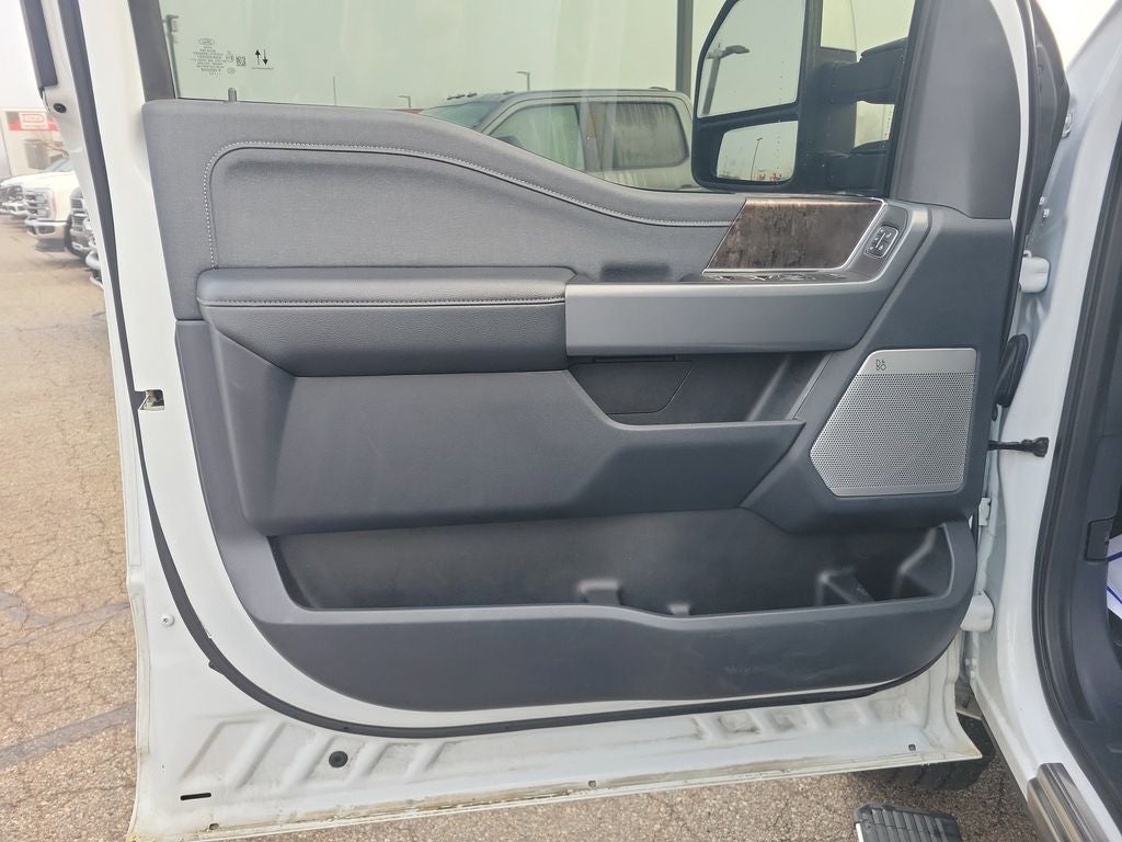 2023 Ford F-350SD Lariat