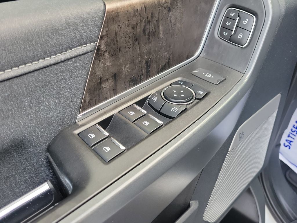 2023 Ford F-350SD Lariat