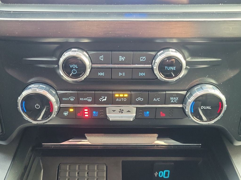 2023 Ford F-350SD Lariat