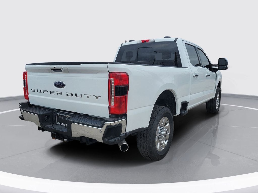 2023 Ford F-350SD Lariat
