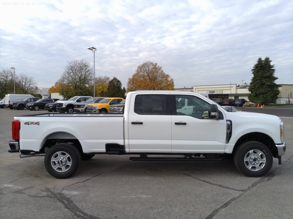 2027 Ford F-350SD XLT
