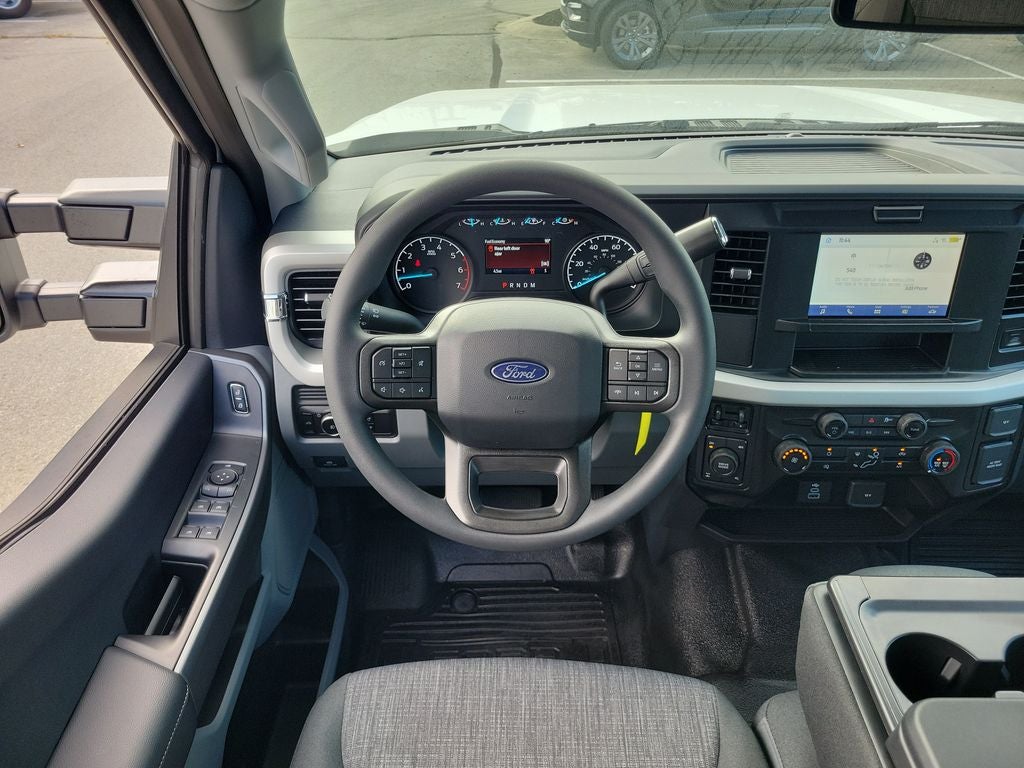 2027 Ford F-350SD XLT